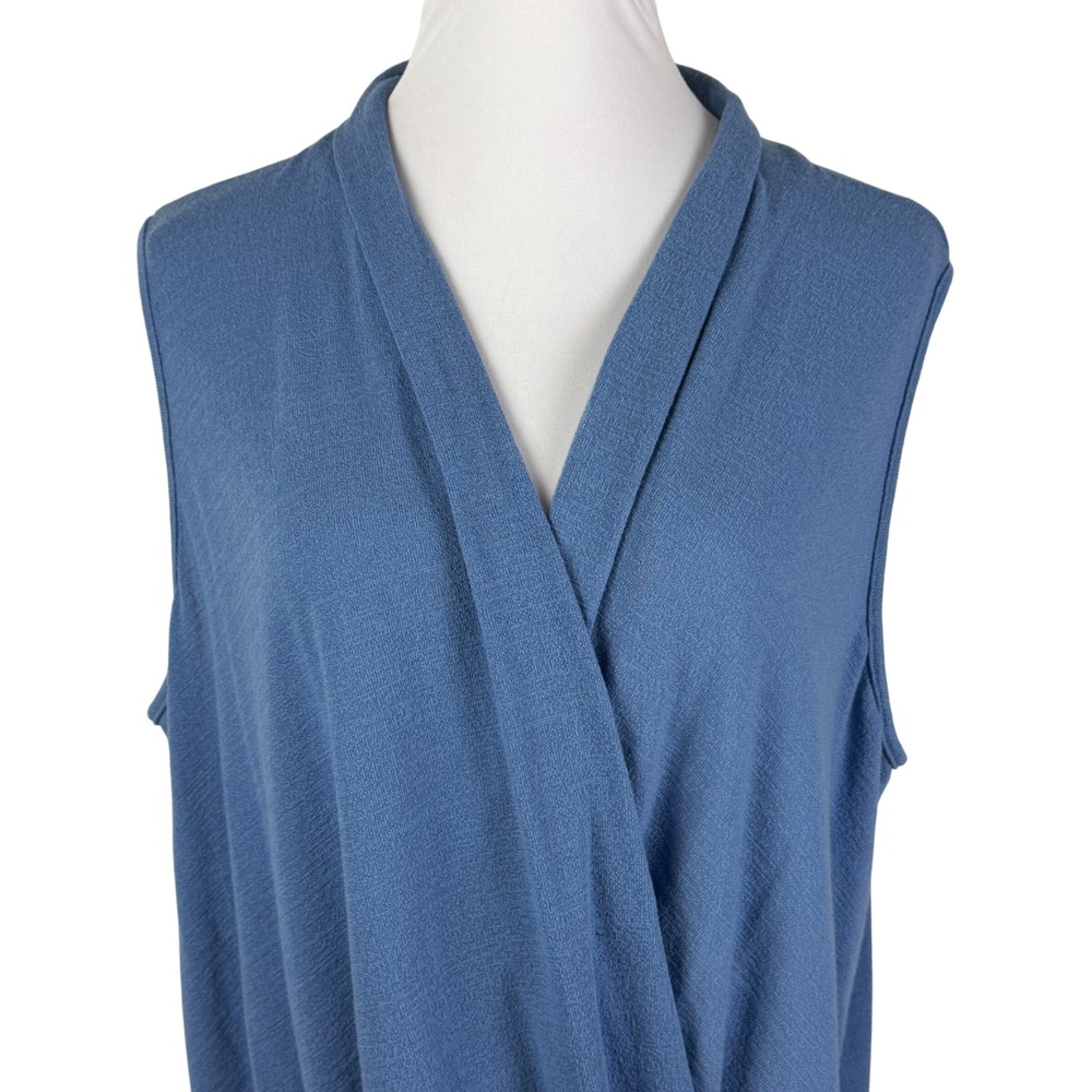 Ava James Women's 1X Blue‎ Surplice Wrap Sleeveless Banded Hem Top - Picture 2 of 7
